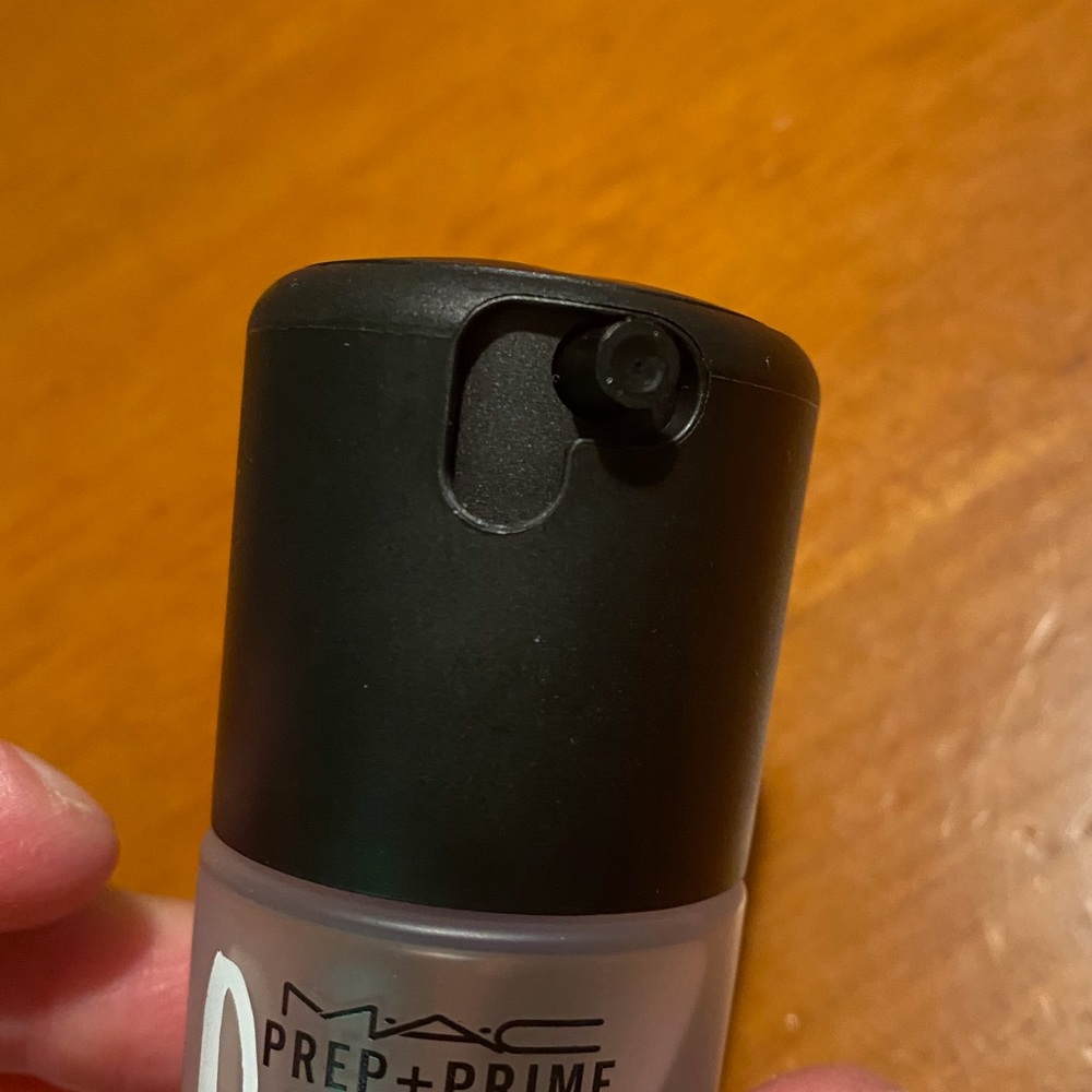MAC Prep + Prime Fix + Finishing Mist - Picture 5 of 13